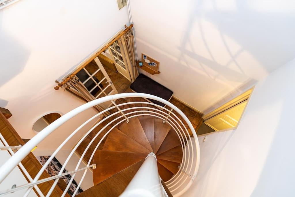 Anna-Maria : Grand Appartement 10 Personnes+Parking Prive -Actif+ Location- Марсель Екстер'єр фото