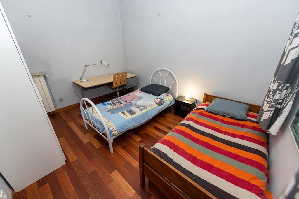 Anna-Maria : Grand Appartement 10 Personnes+Parking Prive -Actif+ Location- Марсель Екстер'єр фото